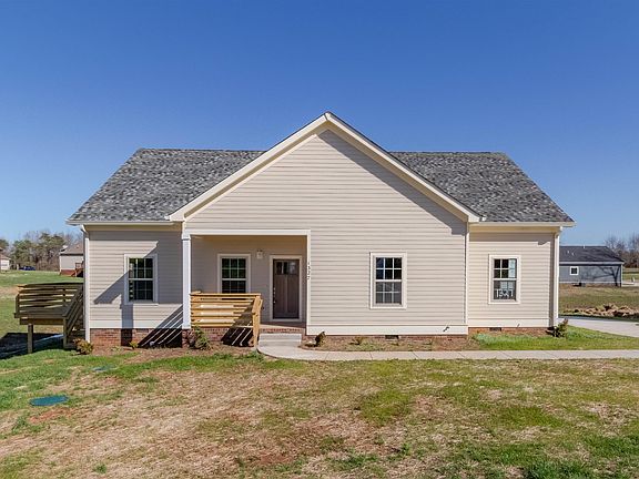 2nd image of 1327 Everwood Dr Lot 164