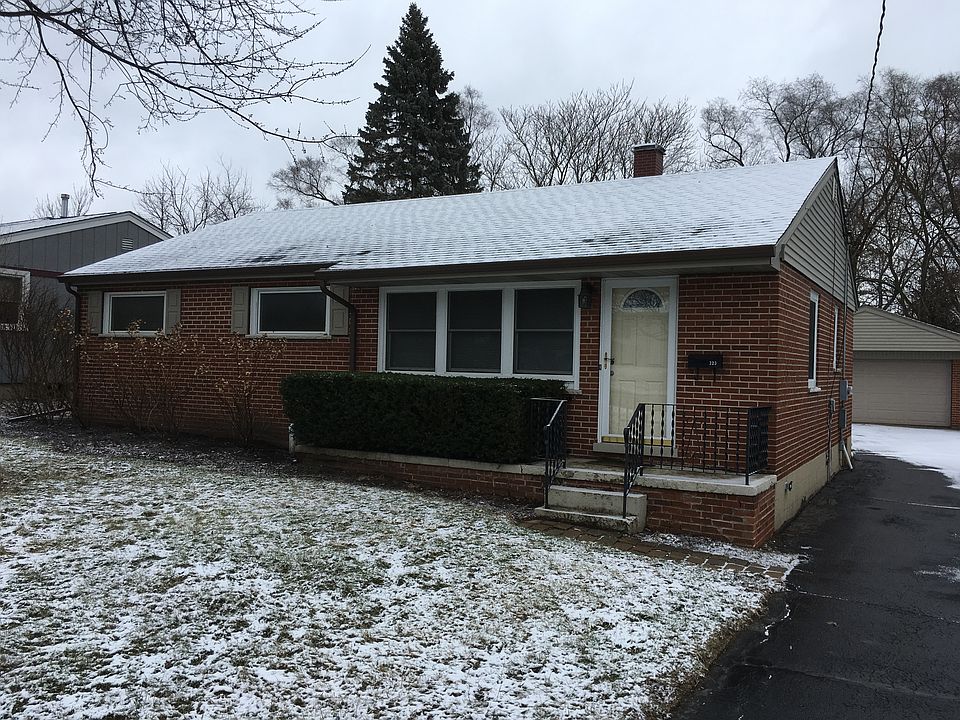 Brick Cottage in Crystal Lk