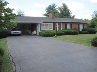 54 Windsor Ln, Bunker Hill, WV 25413