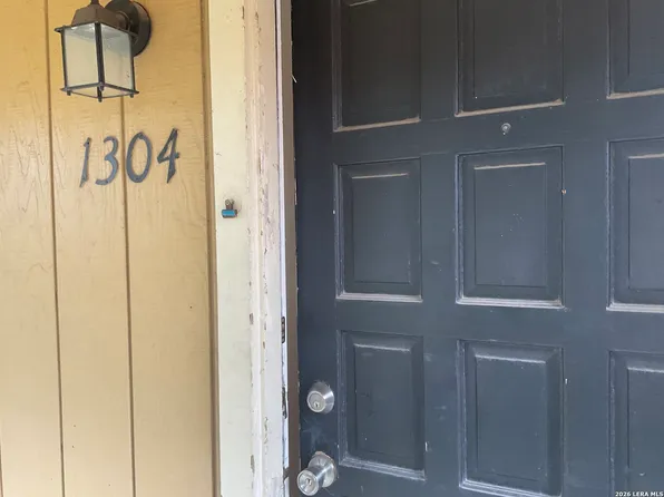 923 NW Vance Jackson #1304, San Antonio, TX 78201