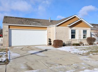 322 Valley Ct, Lowell, IN 46356