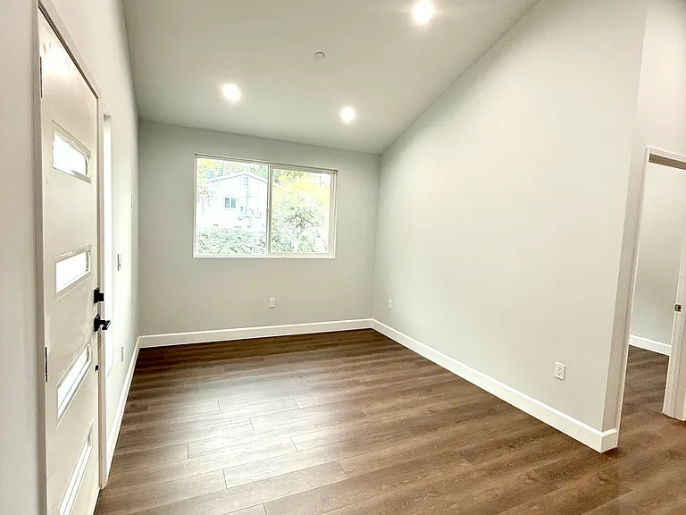 10801 Terecita Rd — Photo 19