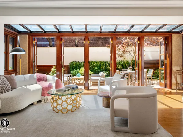 350 East 72nd Street image 1 of 13