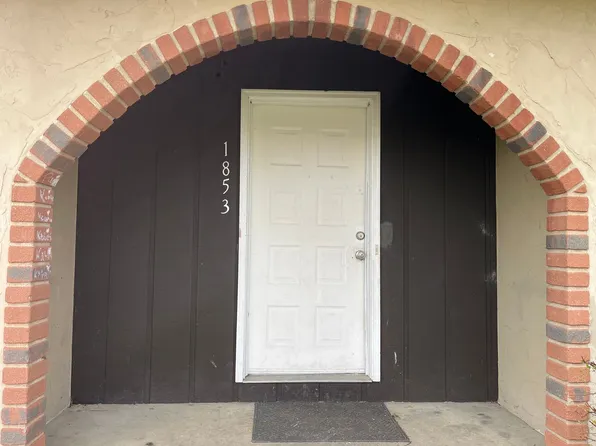 1851-1853 Lake Club Dr, Columbus, OH 43232