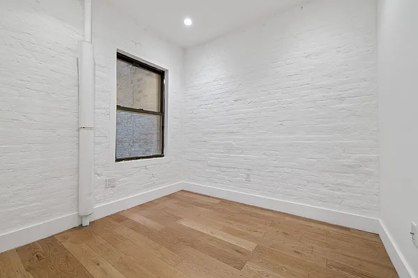 Rented by Abode Residential LLC | media 11