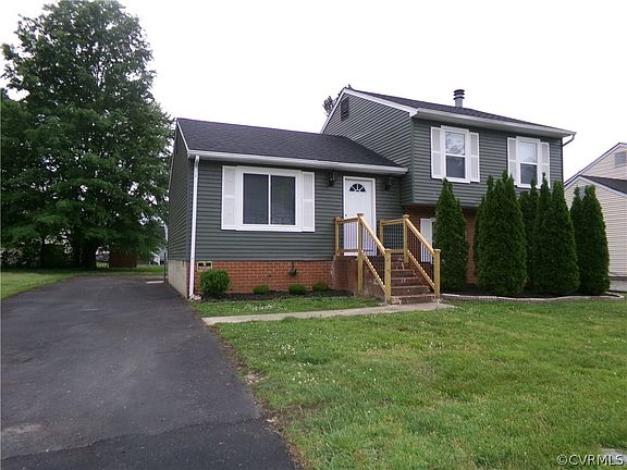 2nd image of 608 Shallow Ct