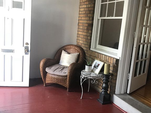 4th image of 883 N Beechwood St