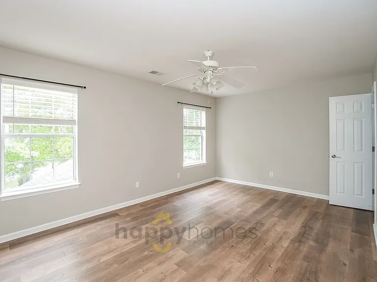 1481 Endicot Way — Photo 17