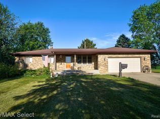 19940 Briggs Rd, New Lothrop, MI 48460