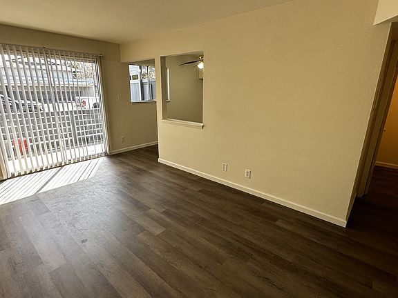 3rd image of 500 Jeanell Dr #2