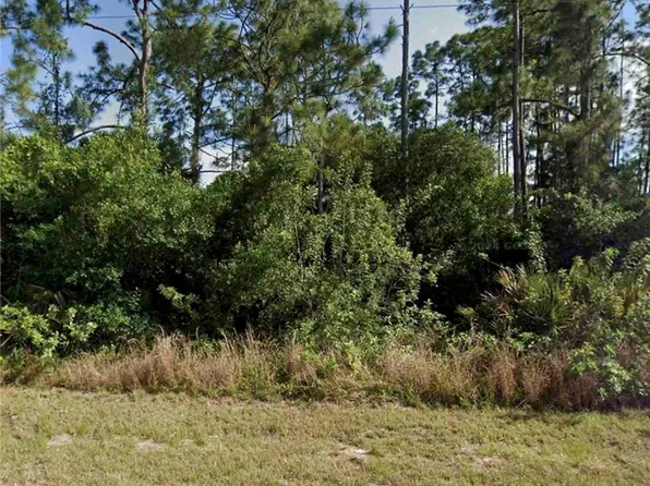 866 Porter St E, Lehigh Acres, FL 33974