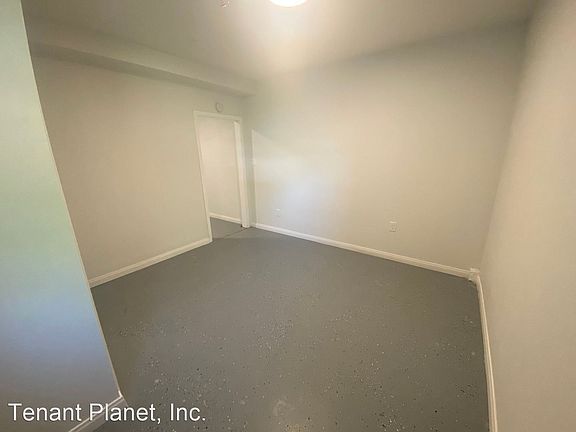 4th image of 9206-08 Pinkard Ln