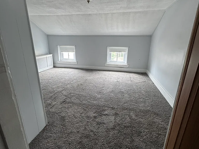 8004 Frankford Ave — Photo 2