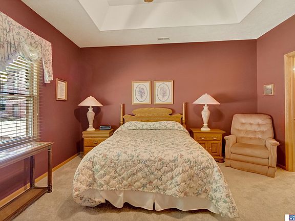 4th image of 7230 Beaver Creek Ln