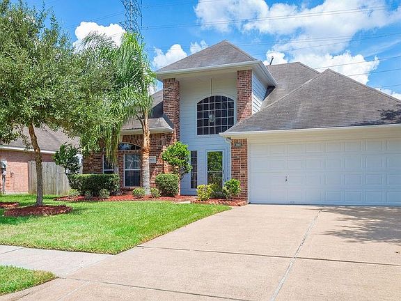 2nd image of 3903 Balmoral Ln