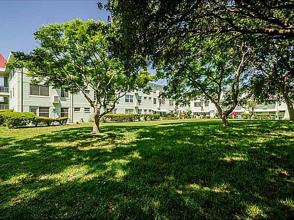 2nd image of 2358 Ecuadorian Way APT 38