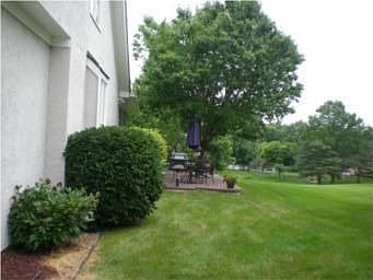 4th image of 11005 W 98th St