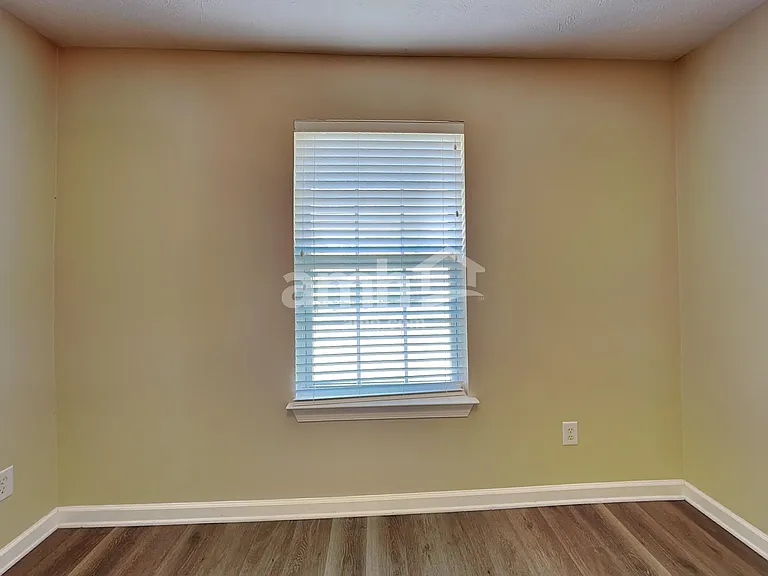 4239 Turnberry Rd — Photo 13