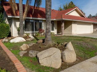 2483 Beverly Ave, Clovis, CA 93611