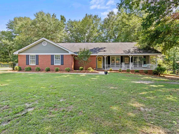 5448 Robie Dr, Macon, GA 31216