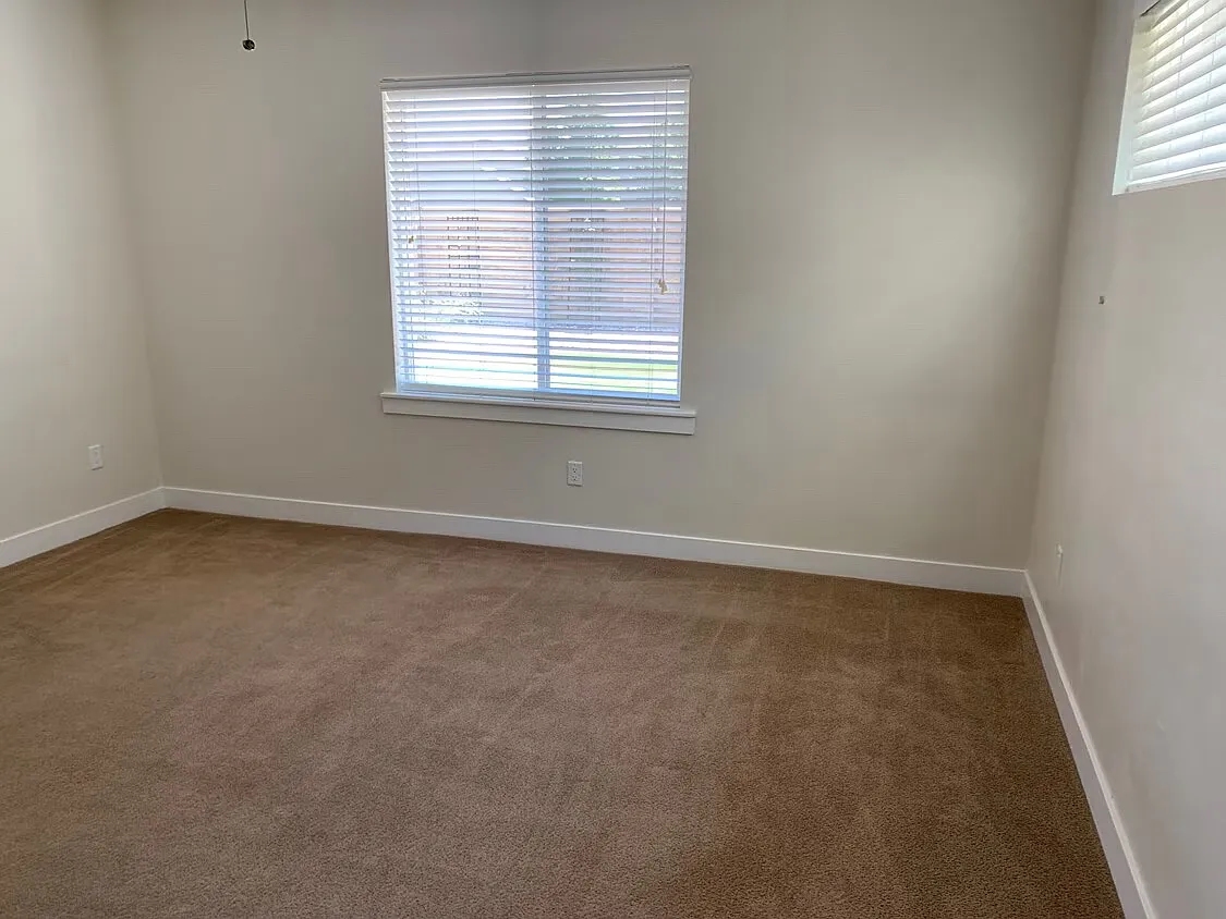 11093 S Hampton Way — Photo 4