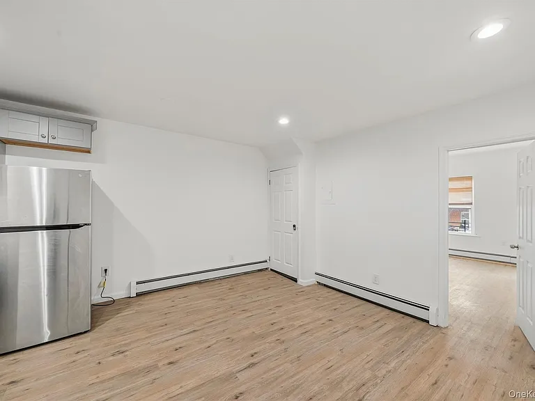 411 Liberty St — Photo 15