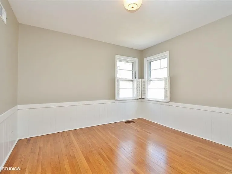 23379 N Forest Ct — Photo 1