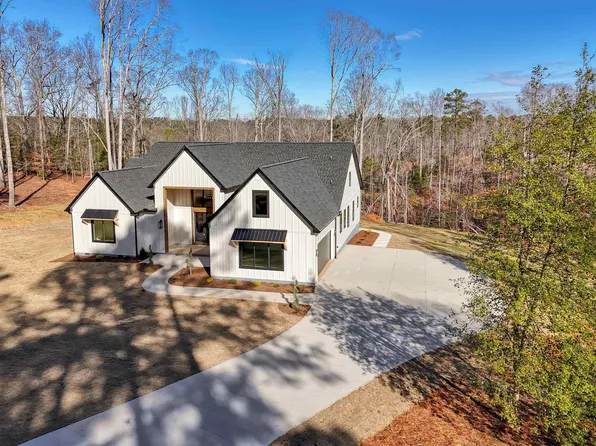 1292 Deerfield Dr, Spartanburg, SC 29302