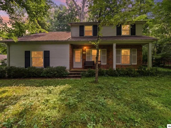 101 Rand Dr, Gambier, OH 43022