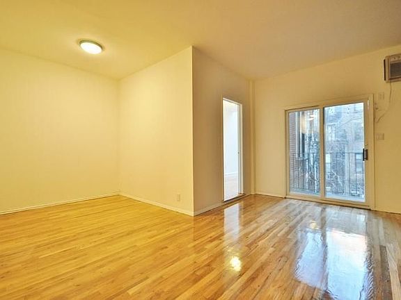 2nd image of 103 W 86th St APT 3B