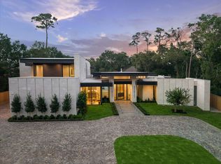 9010 Memorial Dr, Houston, TX 77024