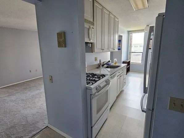 62 Shrewsbury Green Dr, Shrewsbury, MA