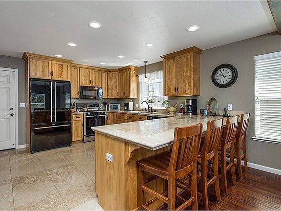 5th image of 18465 Park Point Ct