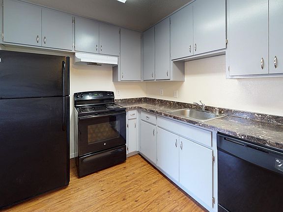 3rd image of 5323 Carrington Cir APT 29
