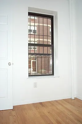 Rented by Tower Brokerage | media 23