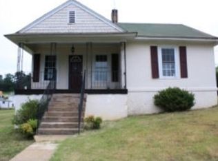 80 6th St, Fieldale, VA 24089