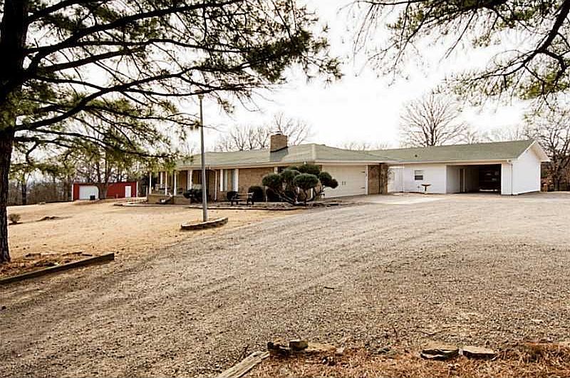 1st image of 2320 Kimberling Hill Dr