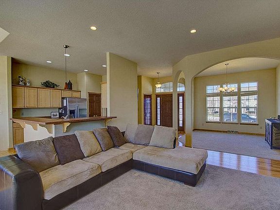4th image of 1705 Rockridge Way