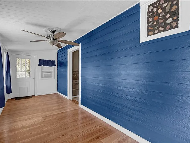 14043 Tennessee Ave — Photo 5