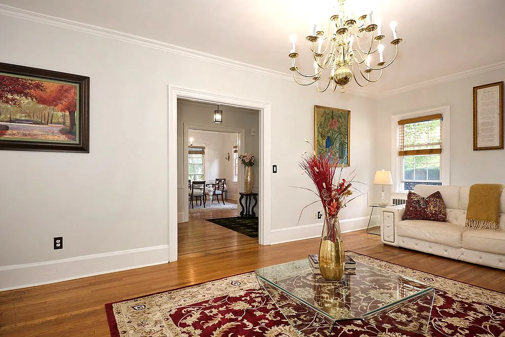 6 bed, 3.5 bath, 3458 sqft, $7,200 — Photo 4