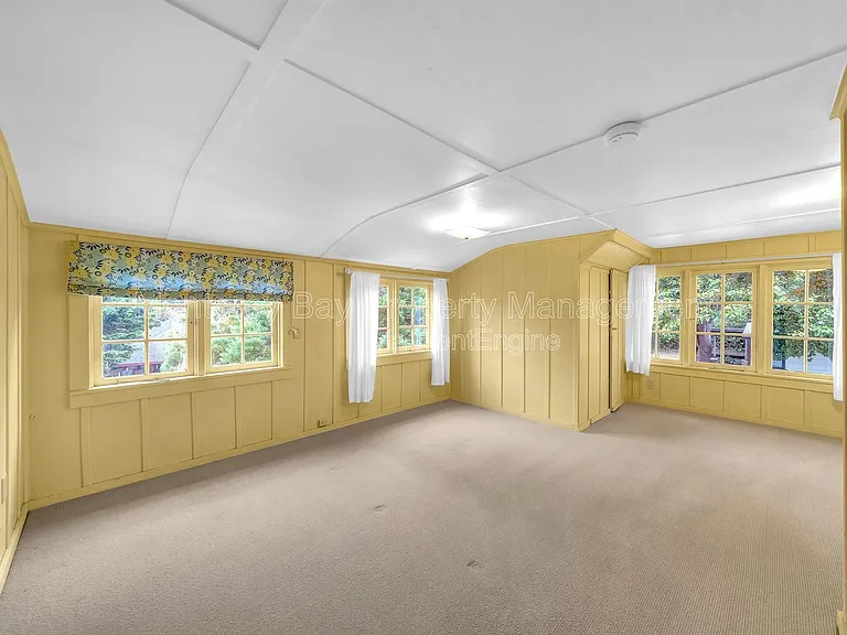 862 Short St — Photo 26