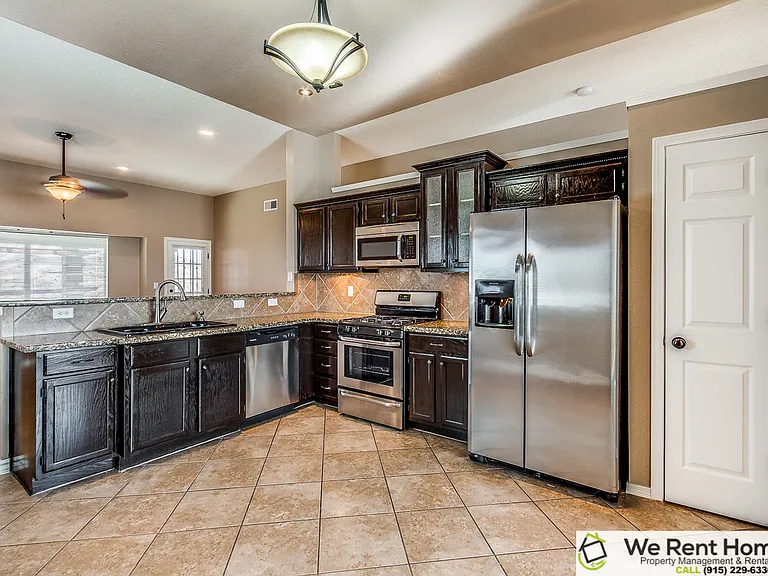 14275 Desert Bush Dr — Photo 9