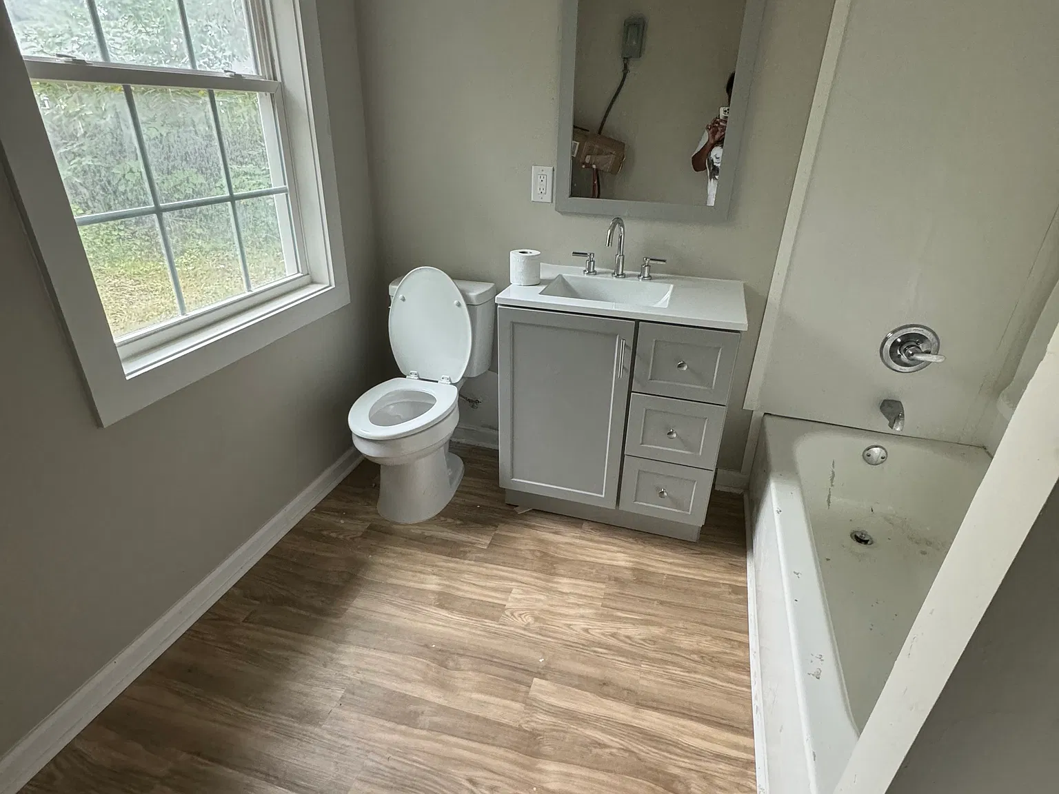 2 bed, $1,000 — Photo 4