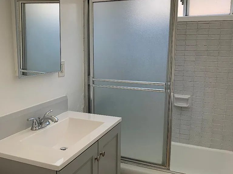 1533 Palm Ave #CD — Photo 7