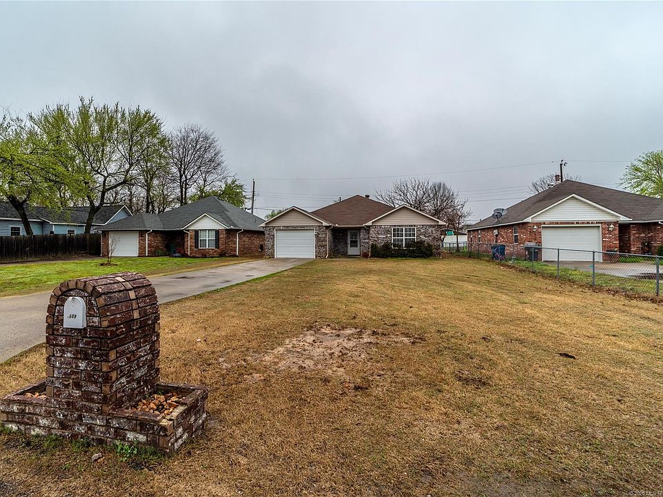 1st image of 509 E Crisler Ave