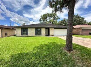 16734 Bougainvilla Ln, Friendswood, TX 77546