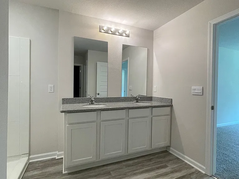 8661 Pathstone Blvd — Photo 26