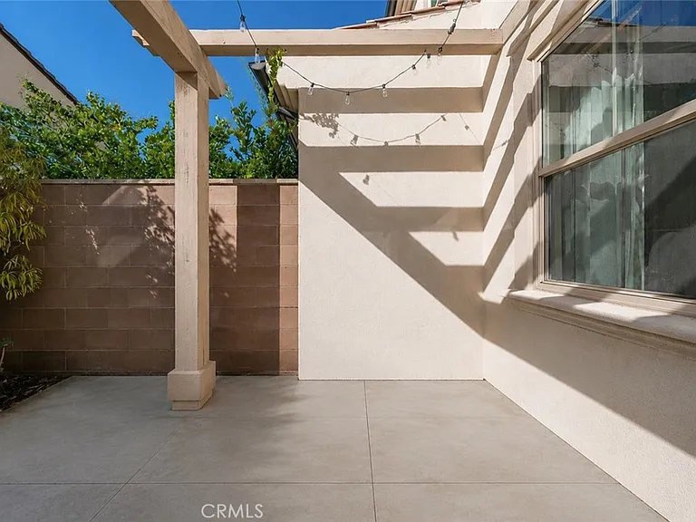 103 Oasis — Photo 30