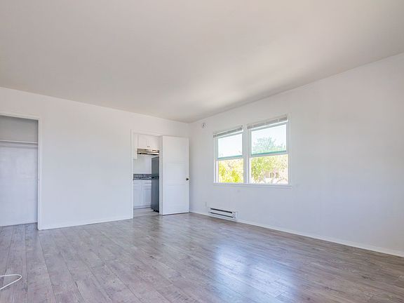 4th image of 2521 Euclid St #1307B