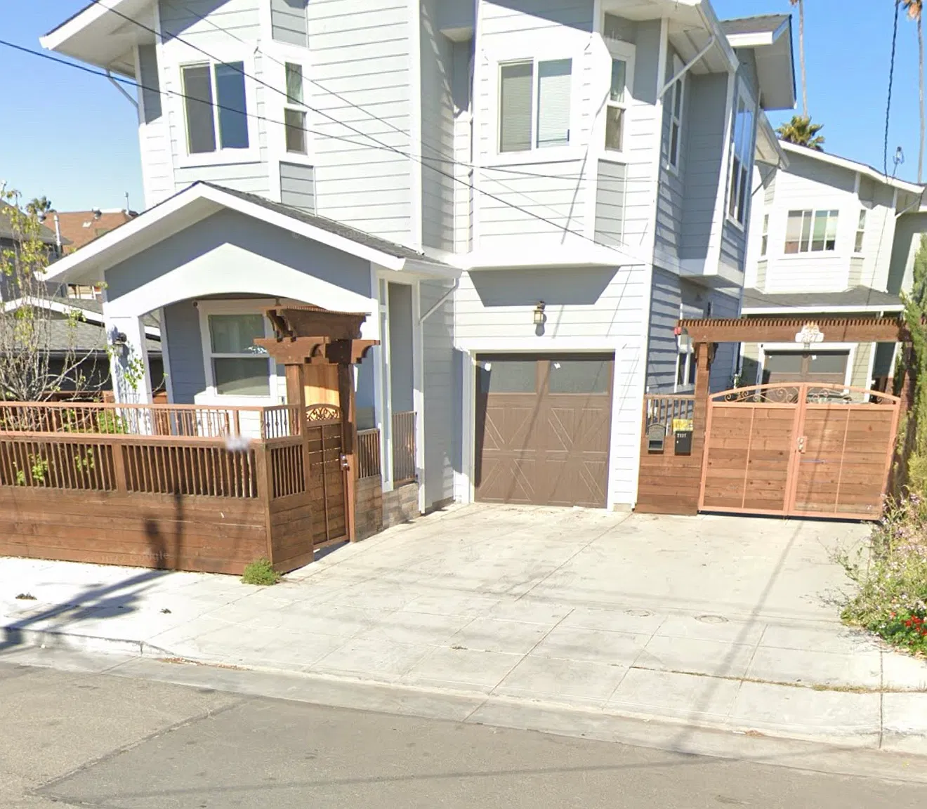5 bed, 3.5 bath, 2100 sqft, $4,995 — Photo 1